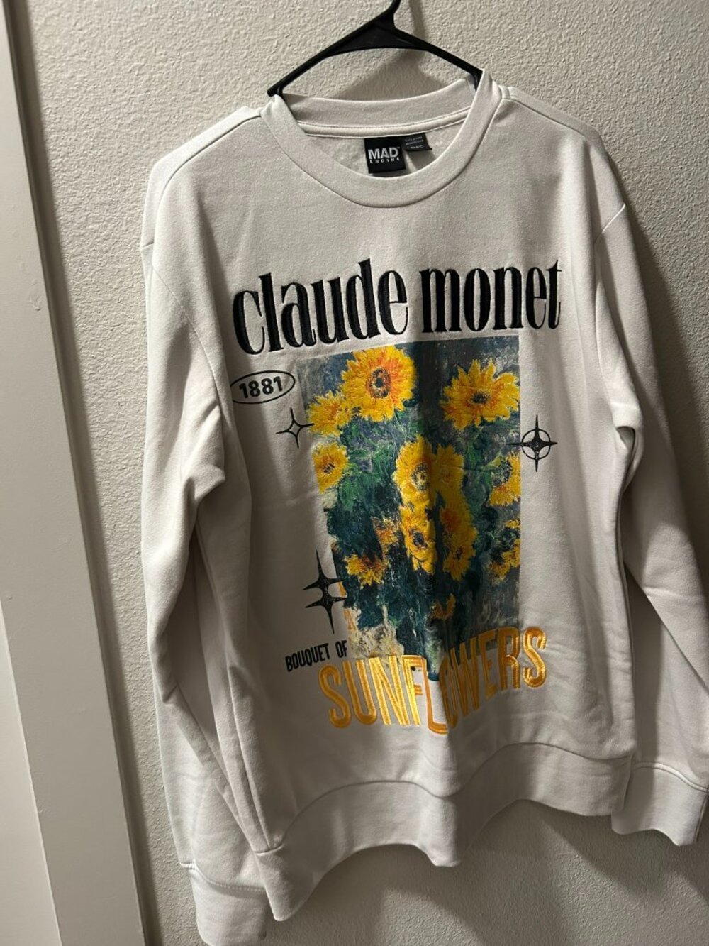 Mad Engine Claude Monet Sunflowers Sweatshirt Small/Medium Cream Floral Art Crew